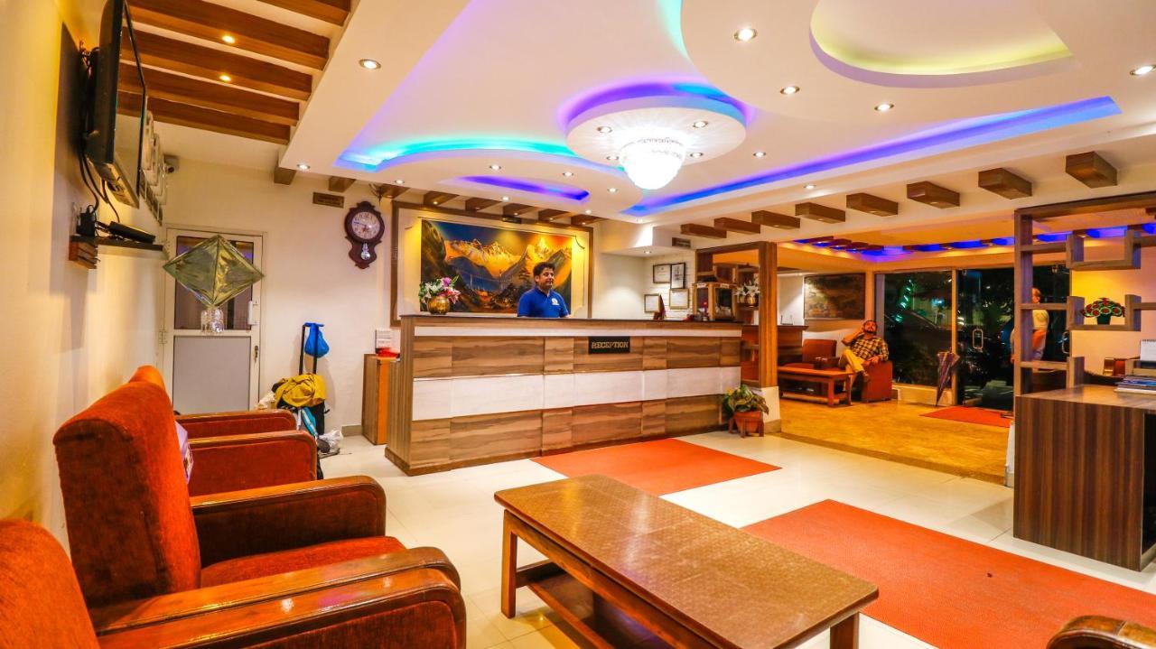 Hotel Blue Horizon Катманду Экстерьер фото